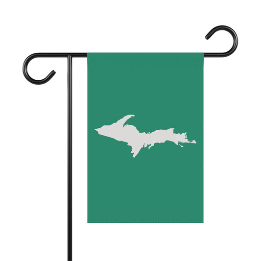 Michigan Upper Peninsula Home & Garden Flag (w/ UP Outline) | Emerald Green