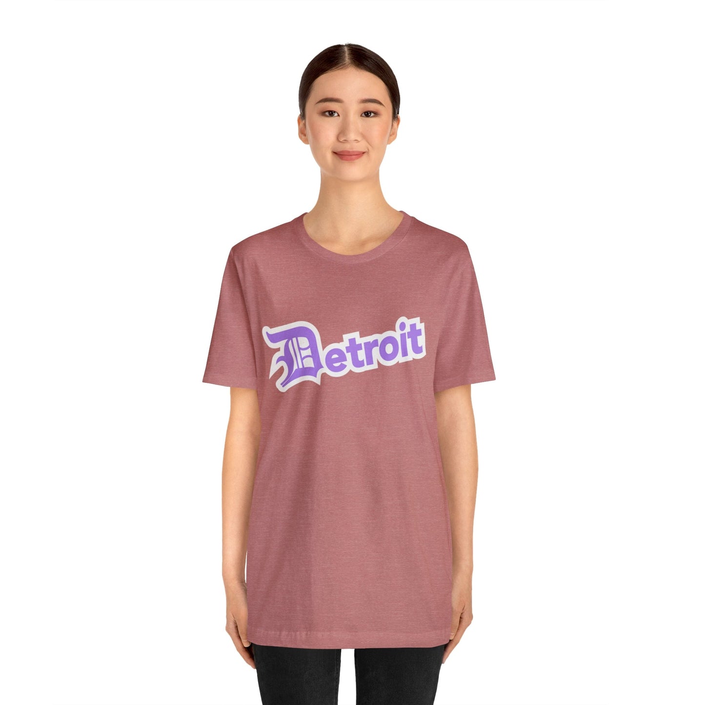 Detroit' T-Shirt (Lavender w/ Old English 'D') | Unisex Standard