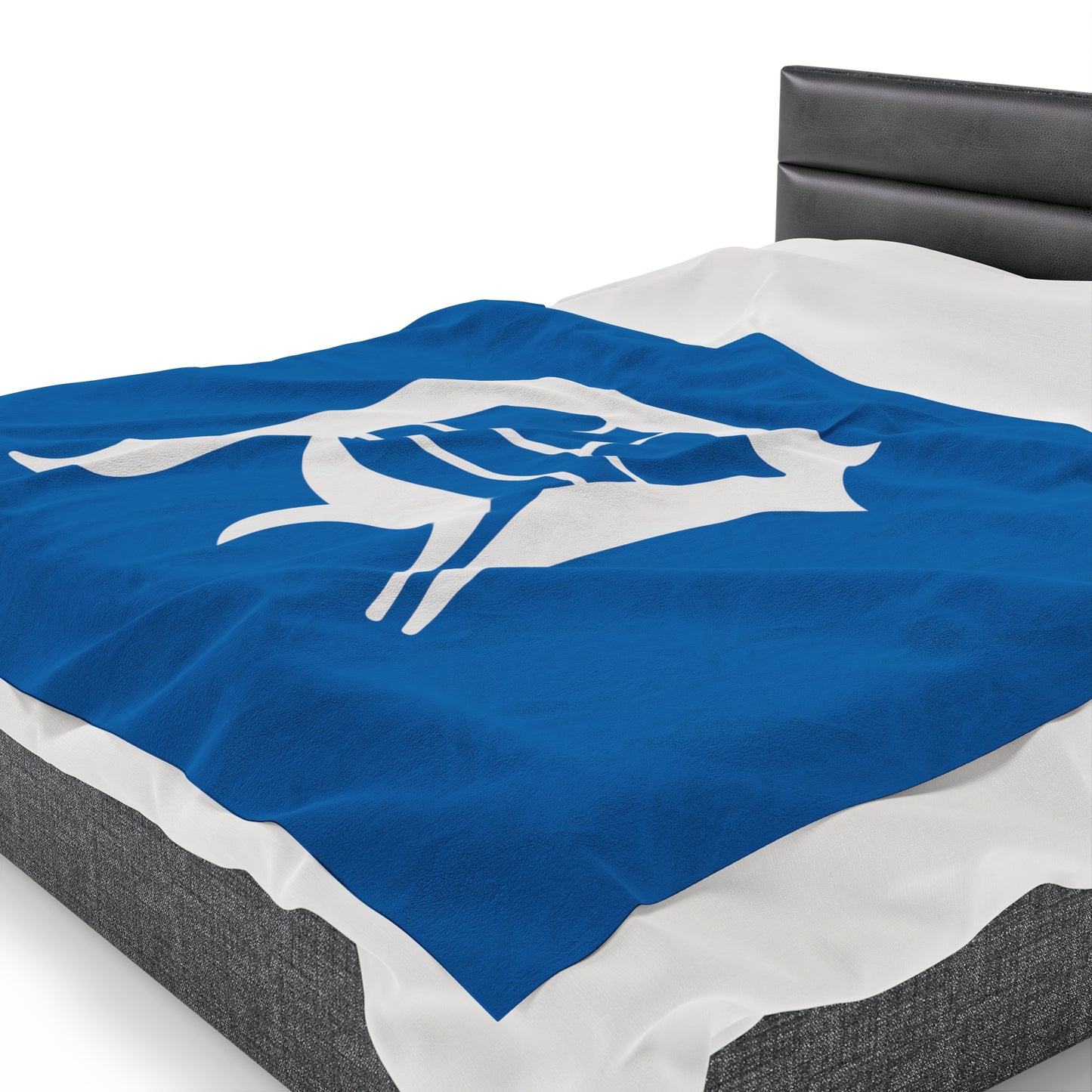 Detroit 'Old English D' Plush Blanket | Azure