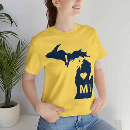 'I ❤️ MI' T-Shirt (w/ Full MI Outline) | Unisex Standard Fit