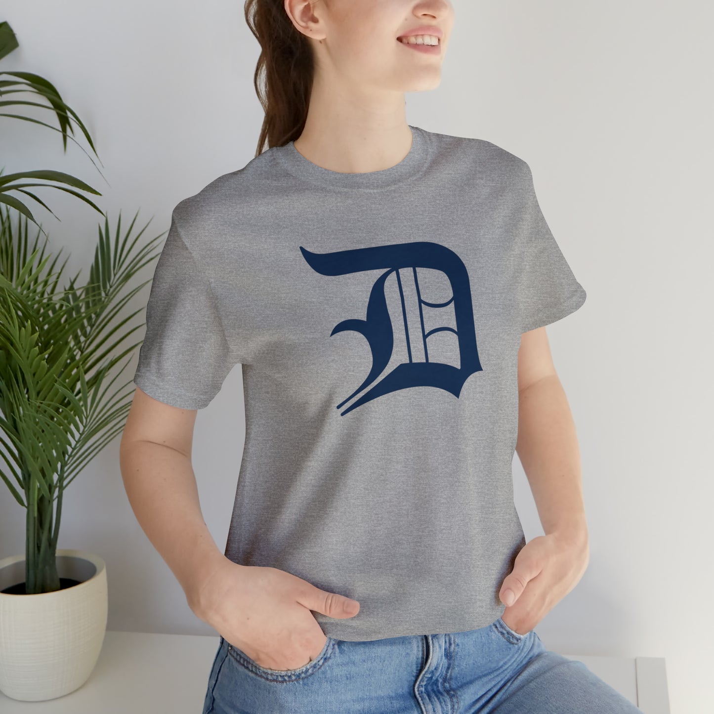 Detroit 'Old English D' T-Shirt | Unisex Standard