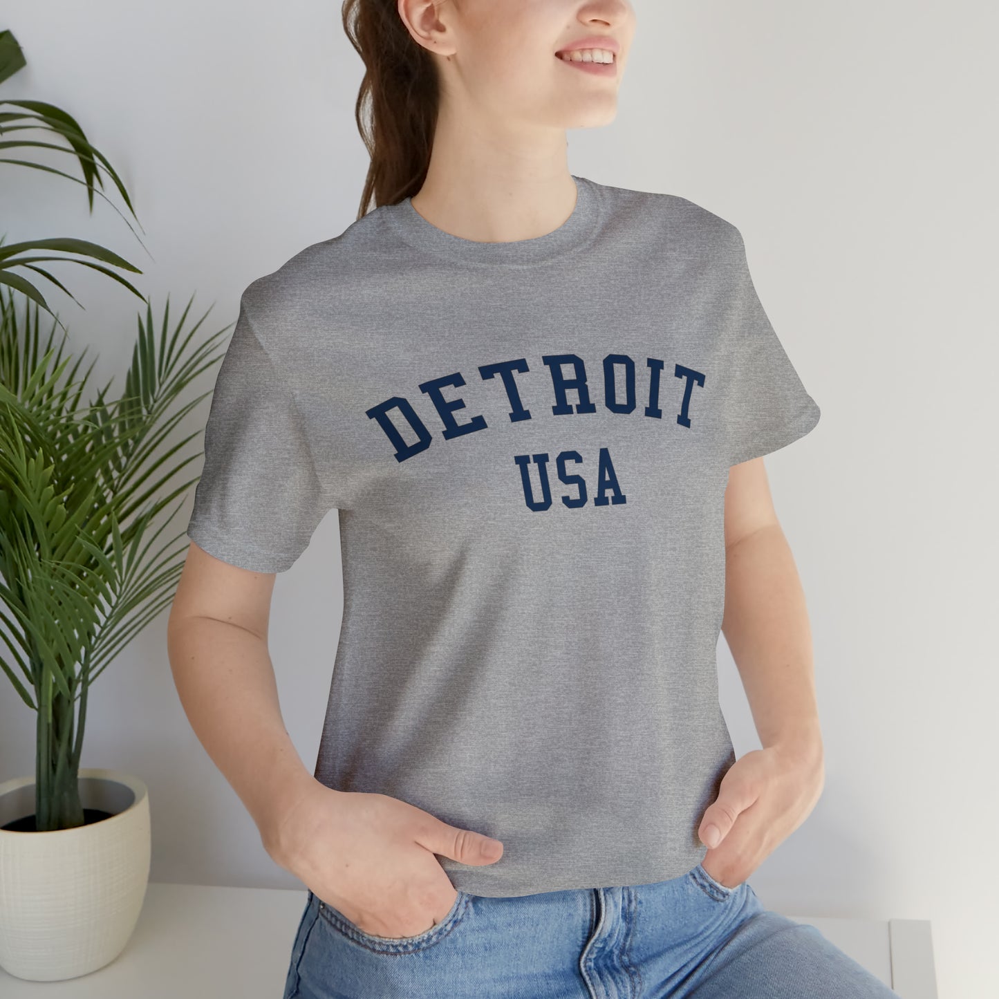 'Detroit USA' T-Shirt (Collegiate Font) | Unisex Standard