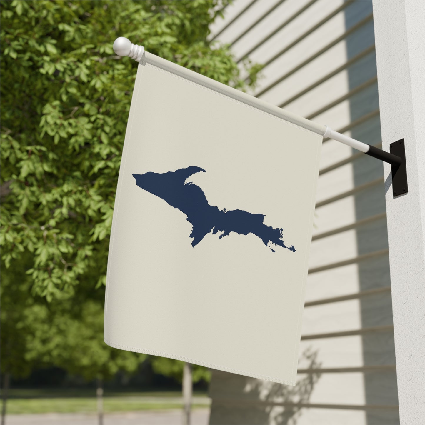 Michigan Upper Peninsula Home & Garden Flag (w/ UP Outline) | Ivory White