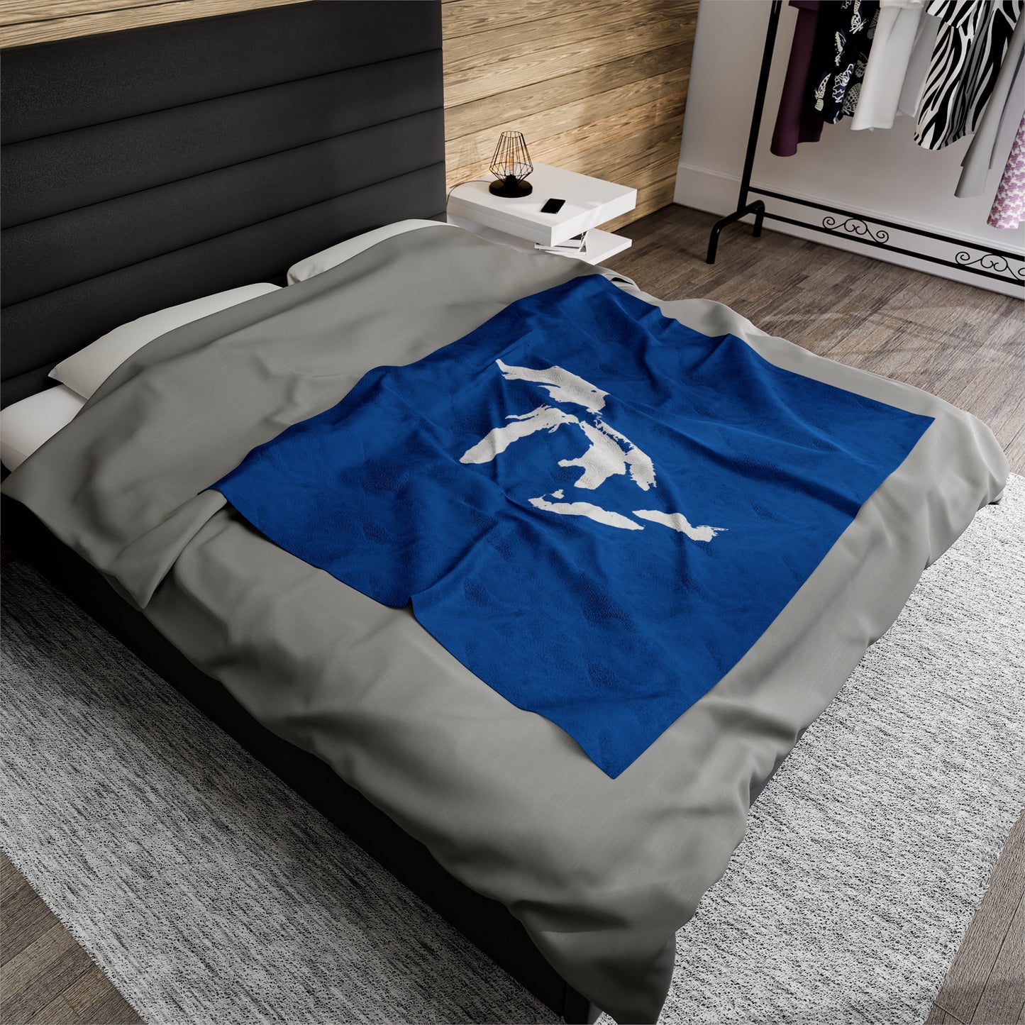 Great Lakes Plush Blanket | Azure