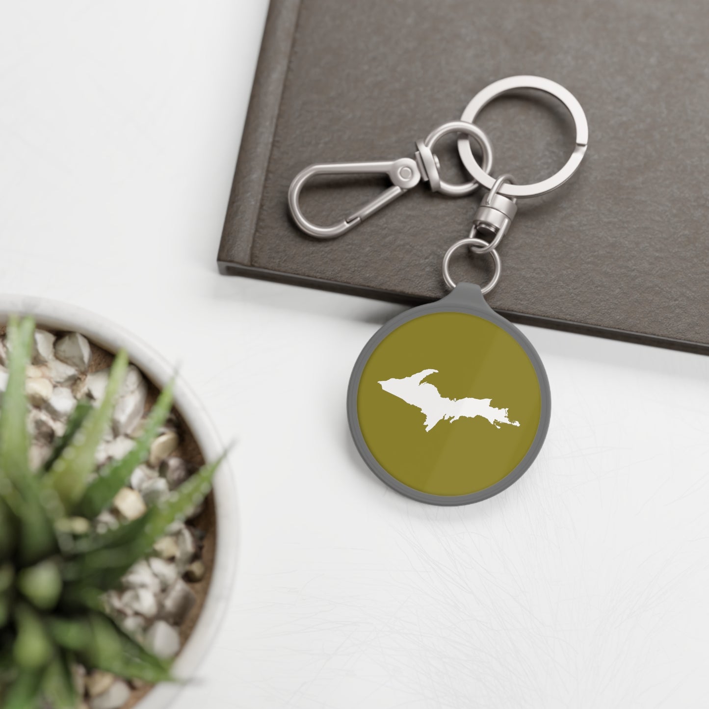 Michigan Upper Peninsula Keyring (w/ UP Outline) | Scrub Gold