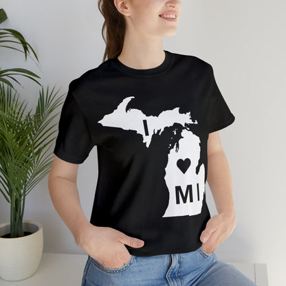 'I ❤️ MI' T-Shirt (w/ Full MI Outline) | Unisex Standard Fit