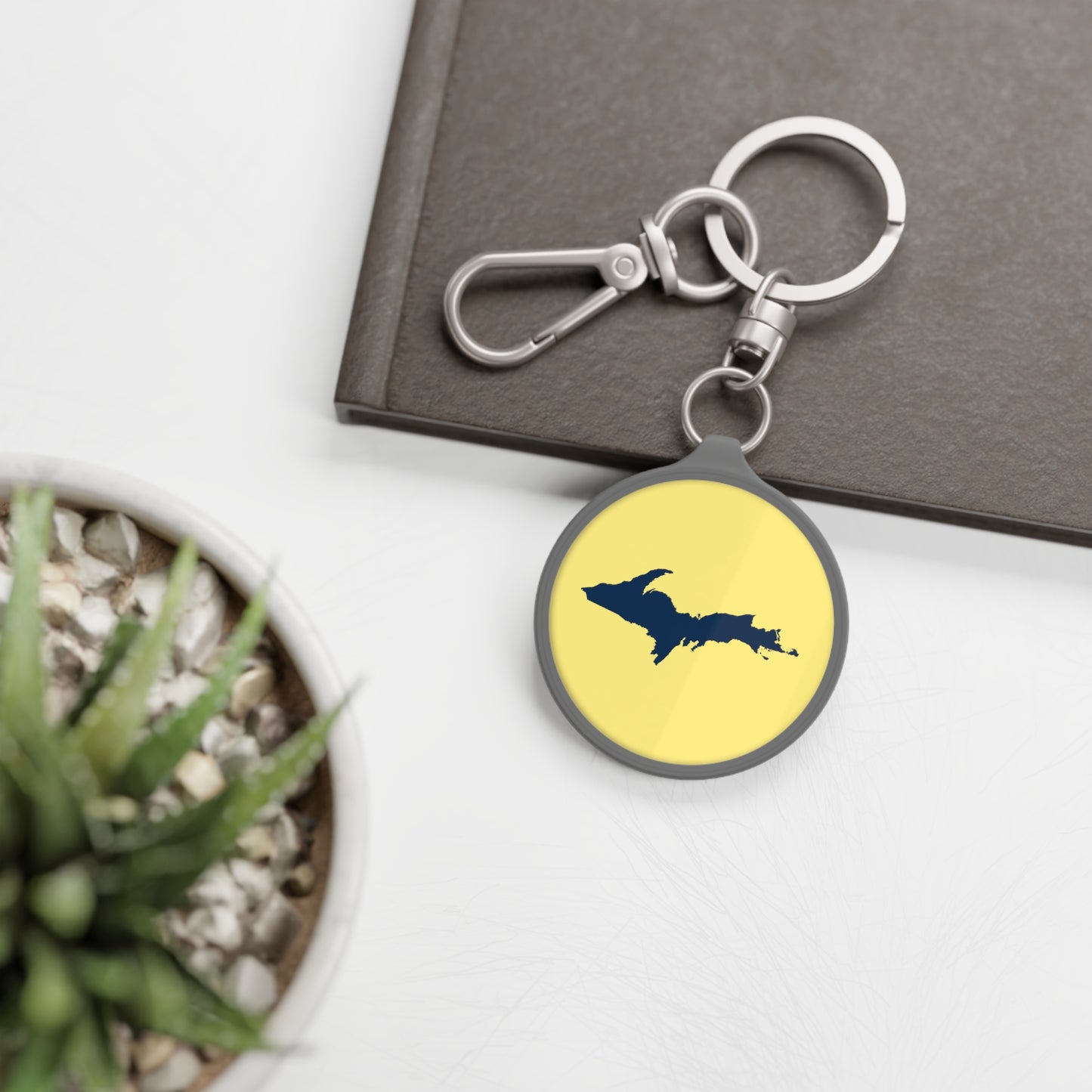 Michigan Upper Peninsula Keyring (w/ Navy UP Outline) | Cherry Yellow