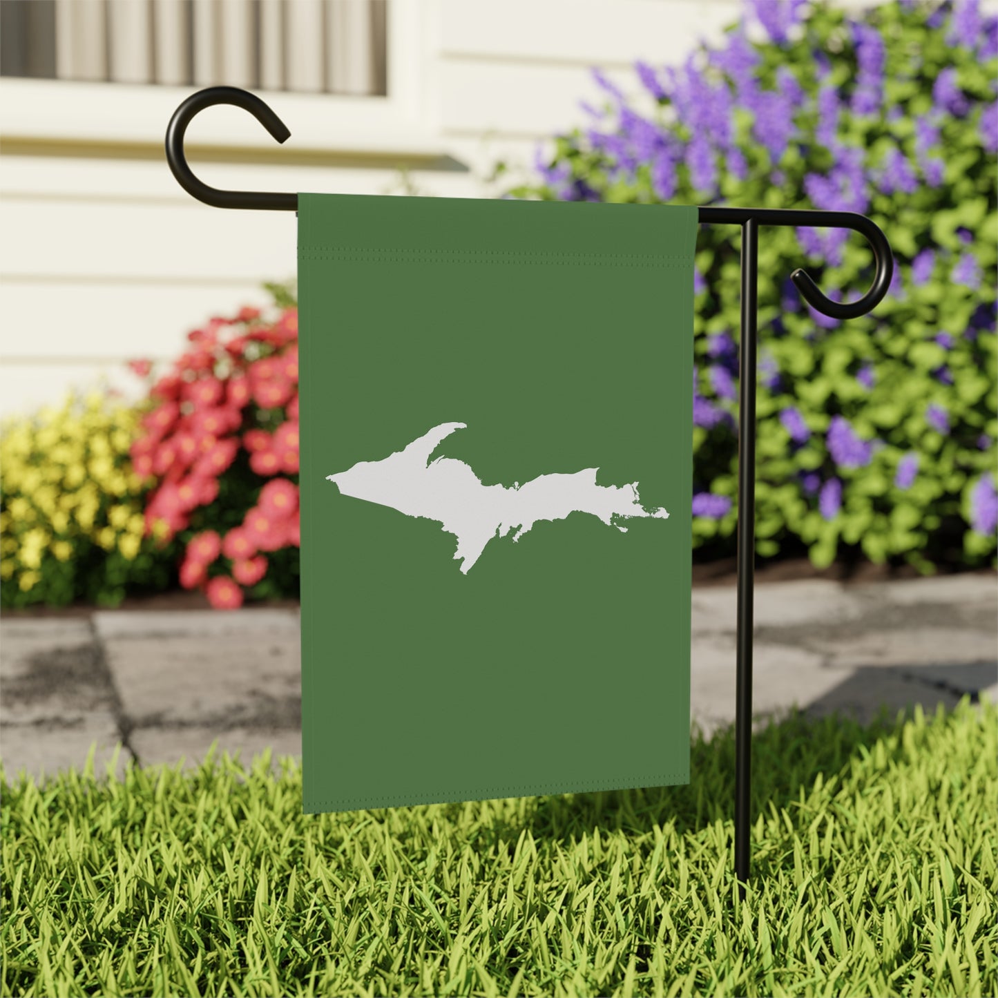 Michigan Upper Peninsula Home & Garden Flag (w/ UP Outline) | Pine Green