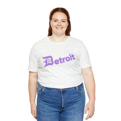 Detroit' T-Shirt (Lavender w/ Old English 'D') | Unisex Standard