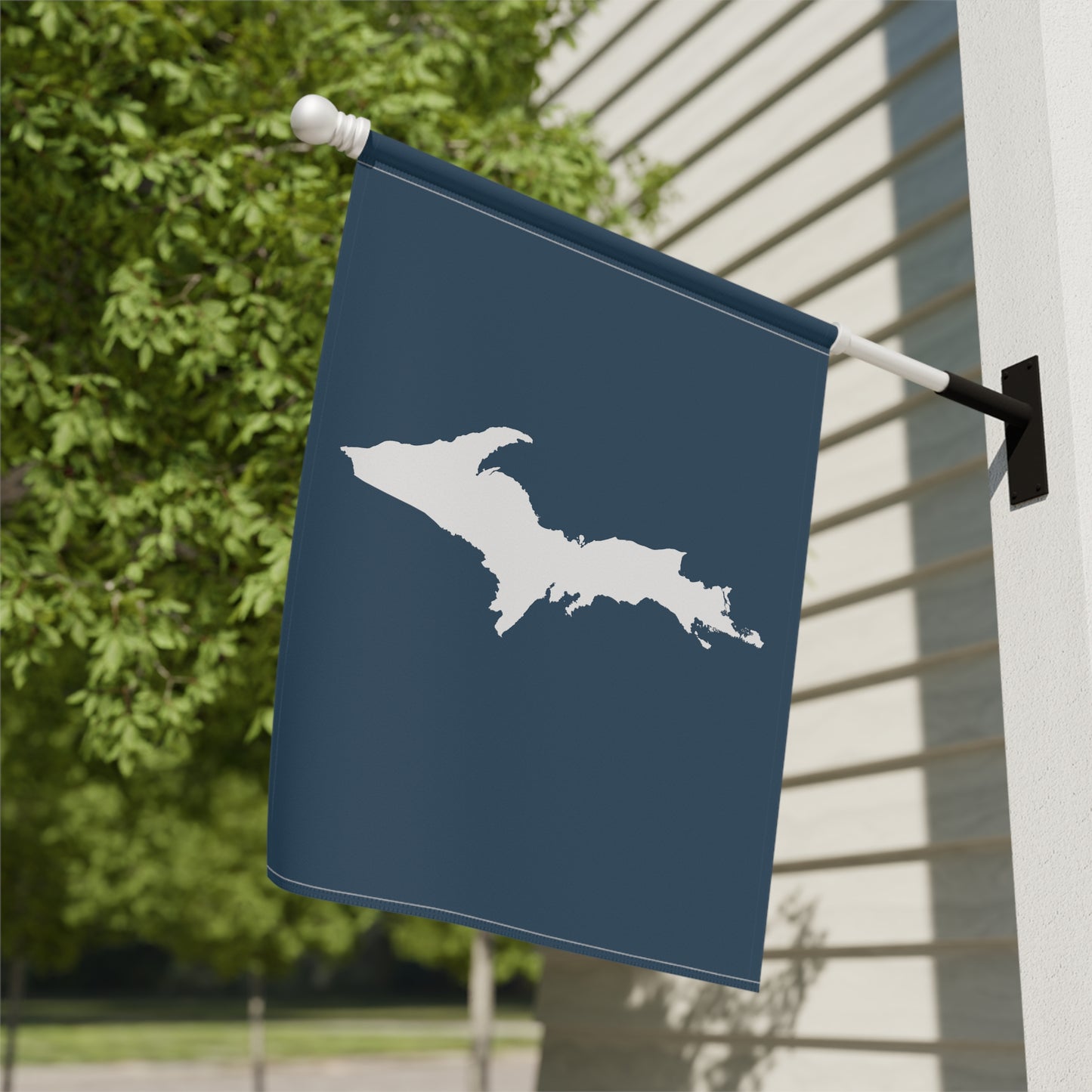 Michigan Upper Peninsula Home & Garden Flag (w/ UP Outline) | '37 Caddie Blue