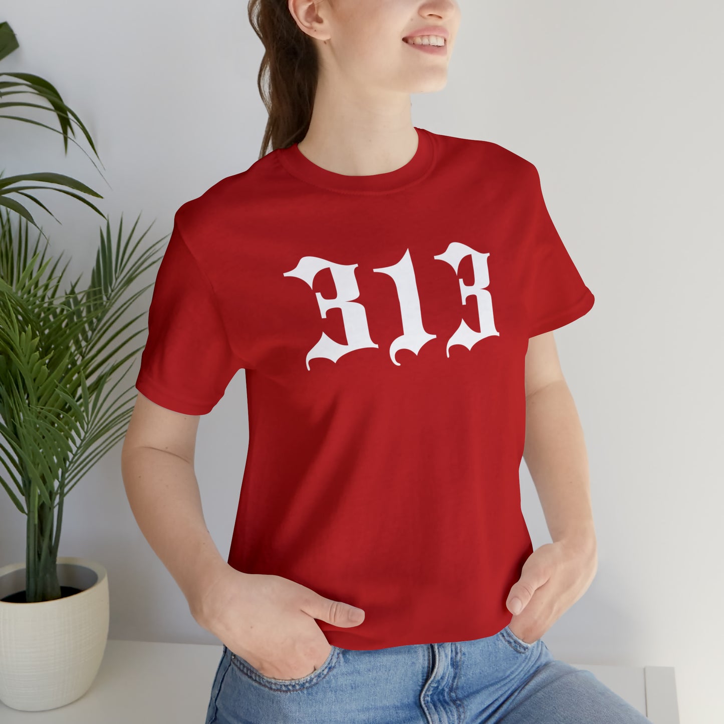 Detroit '313' T-Shirt (Old English Font) | Unisex Standard Fit