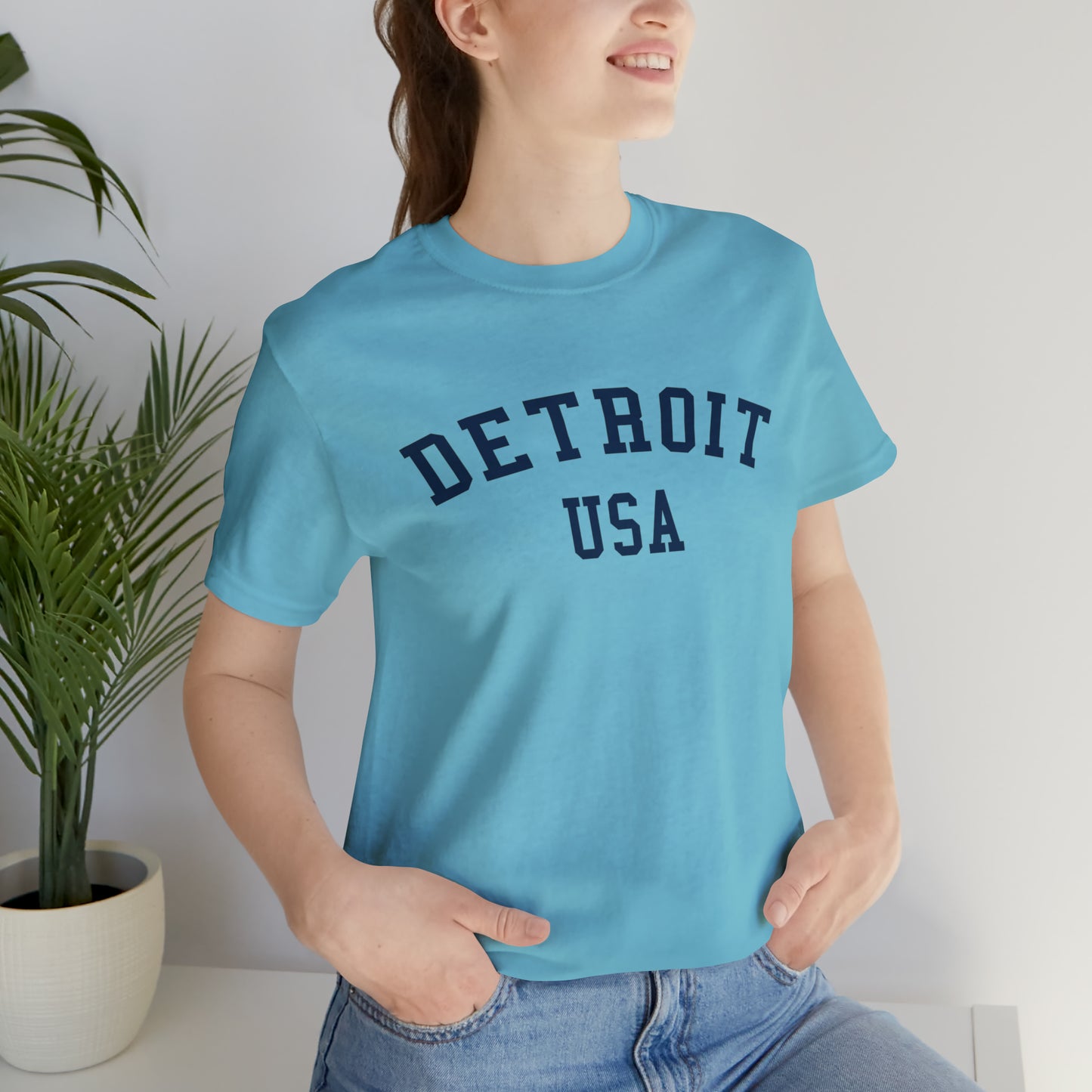 'Detroit USA' T-Shirt (Collegiate Font) | Unisex Standard