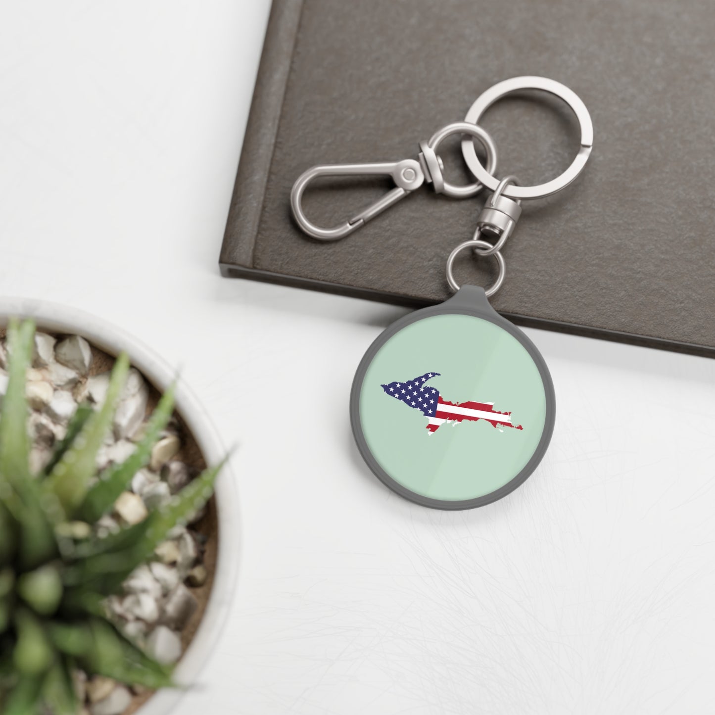 Michigan Upper Peninsula Keyring (w/ UP USA Flag) | Sea Green