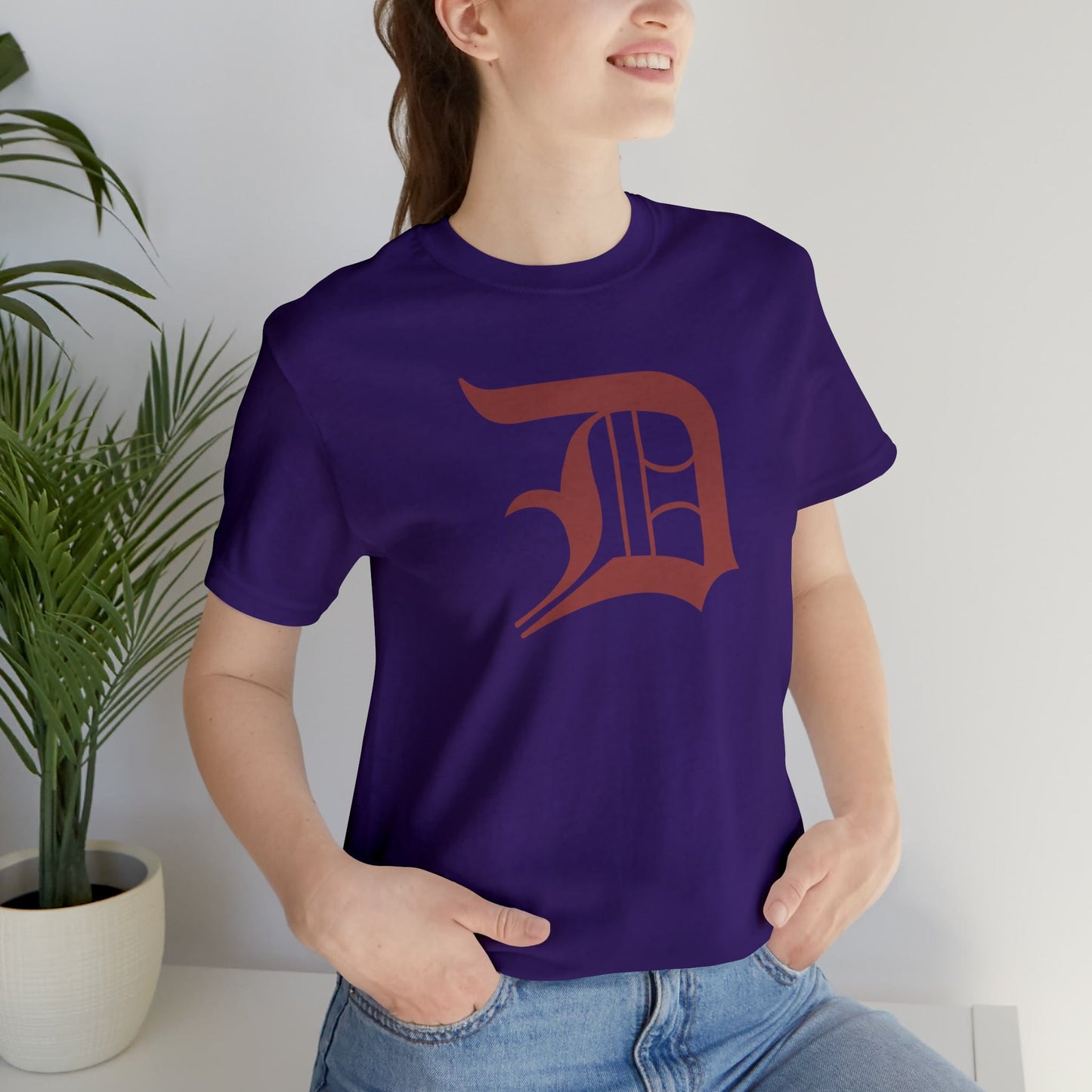 Detroit 'Old English D' T-Shirt (Ore Dock Red) | Unisex Standard