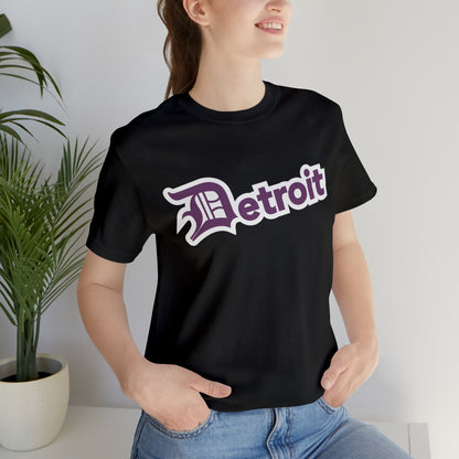 'Detroit' T-Shirt (Plum w/ Old English 'D') | Unisex Standard