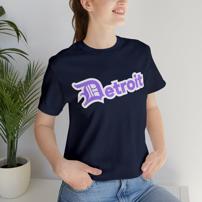 Detroit' T-Shirt (Lavender w/ Old English 'D') | Unisex Standard