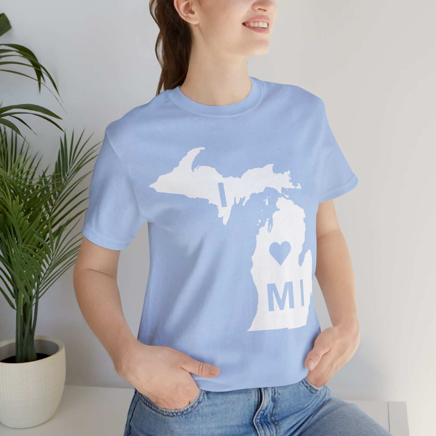 'I ❤️ MI' T-Shirt (w/ Full MI Outline) | Unisex Standard Fit