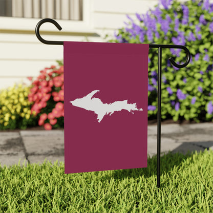 Michigan Upper Peninsula Home & Garden Flag (w/ UP Outline) | Ruby Red