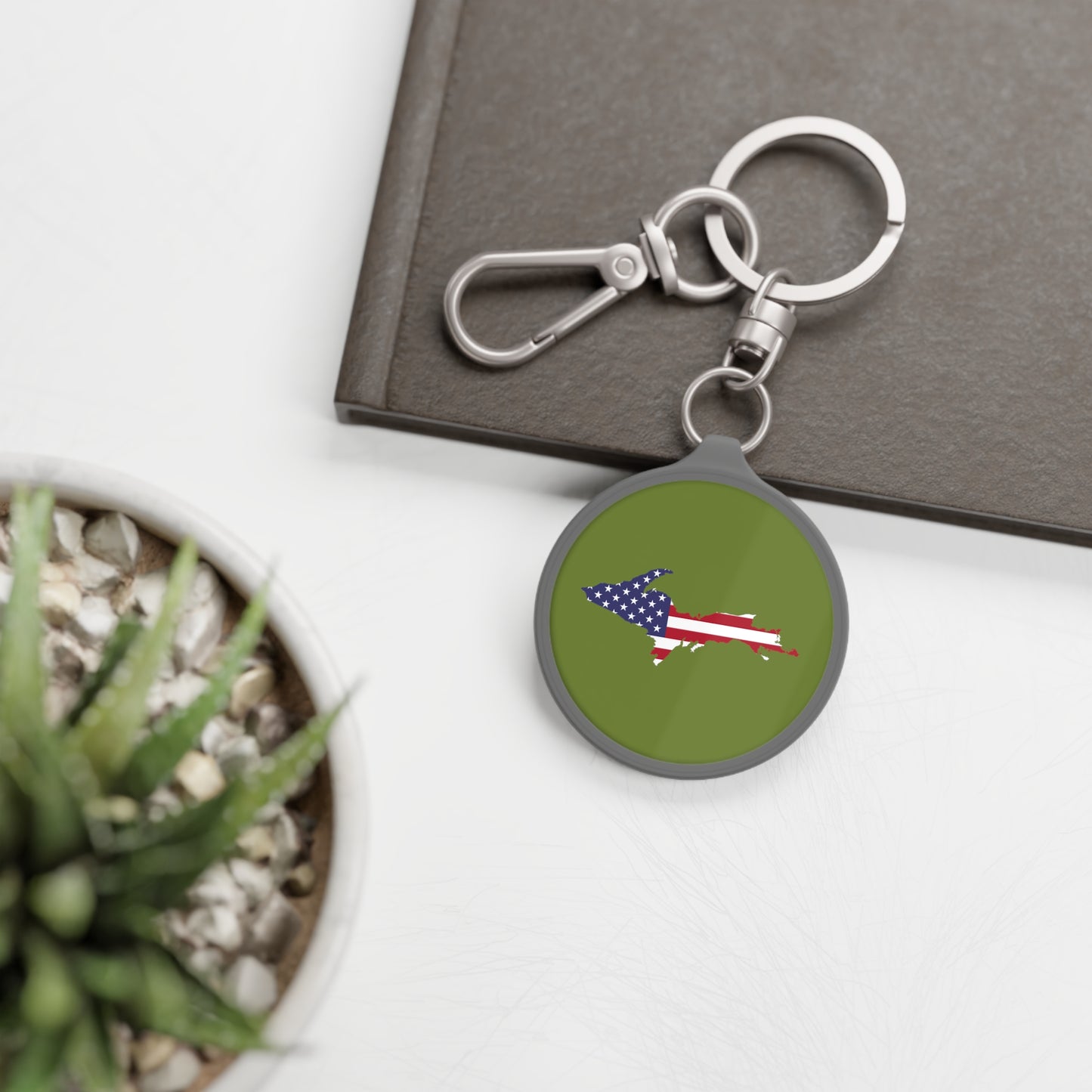 Michigan Upper Peninsula Keyring (w/ UP USA Flag) | Olive Green