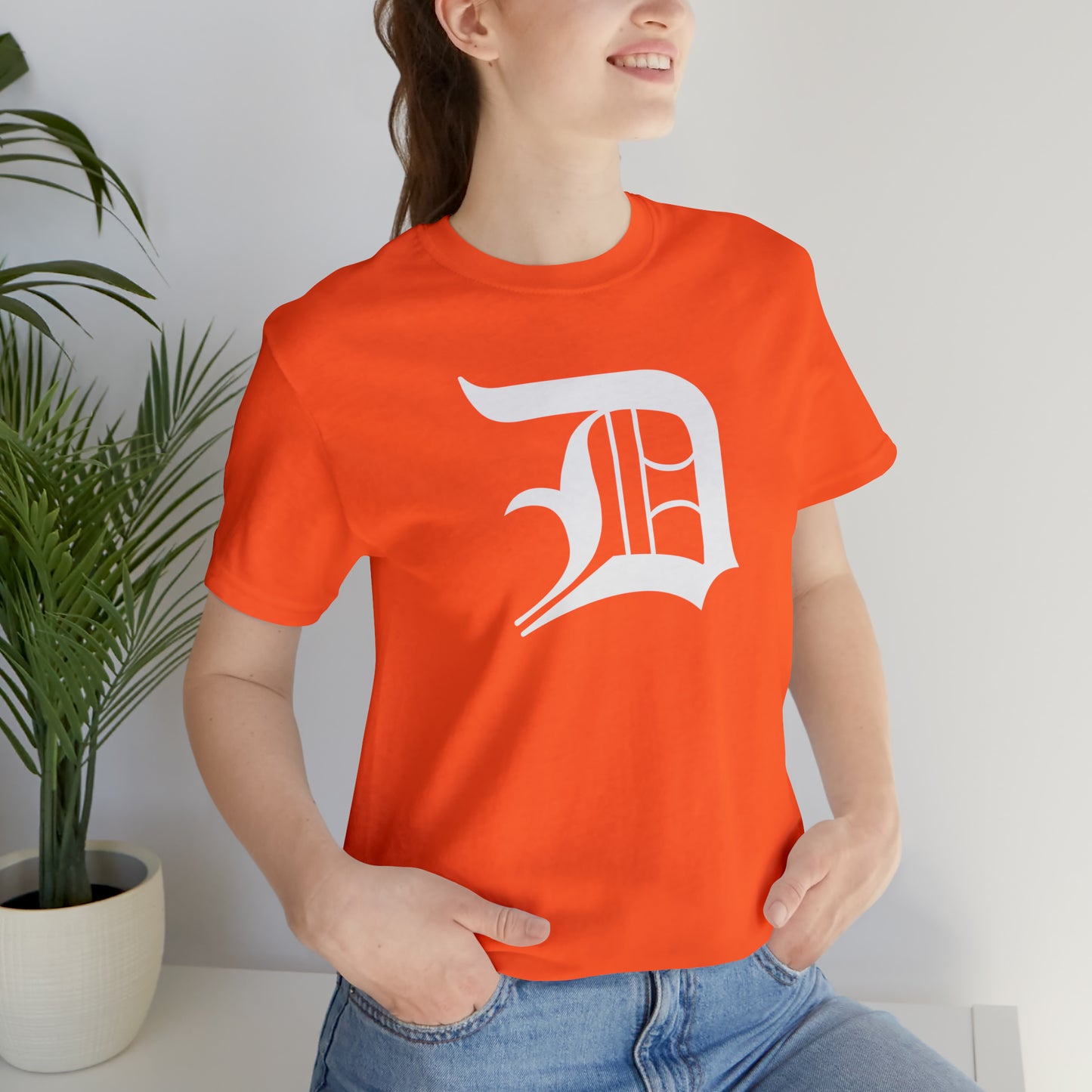 Detroit 'Old English D' T-Shirt | Unisex Standard