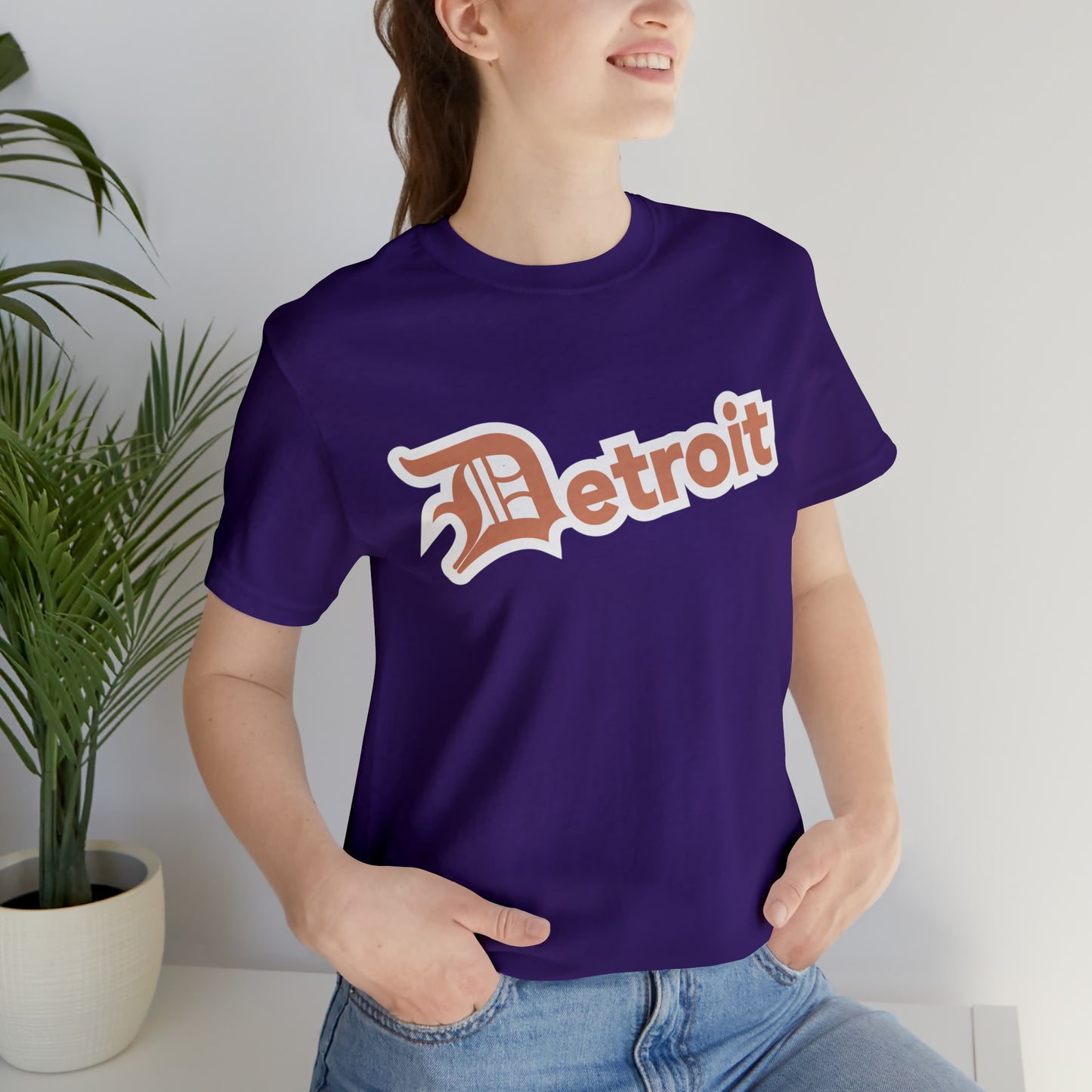 'Detroit' T-Shirt (Copper w/ Old English 'D') | Unisex Standard