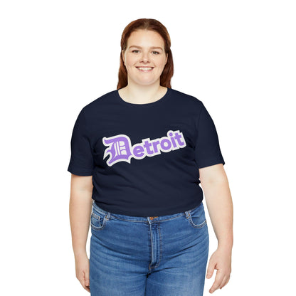 Detroit' T-Shirt (Lavender w/ Old English 'D') | Unisex Standard