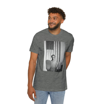 'American Gothic' Photo T-Shirt (Parks, 1942) | Made in USA