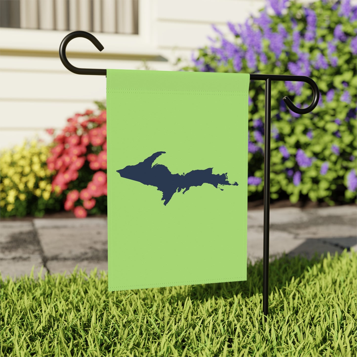 Michigan Upper Peninsula Home & Garden Flag (w/ UP Outline) | Flash Green