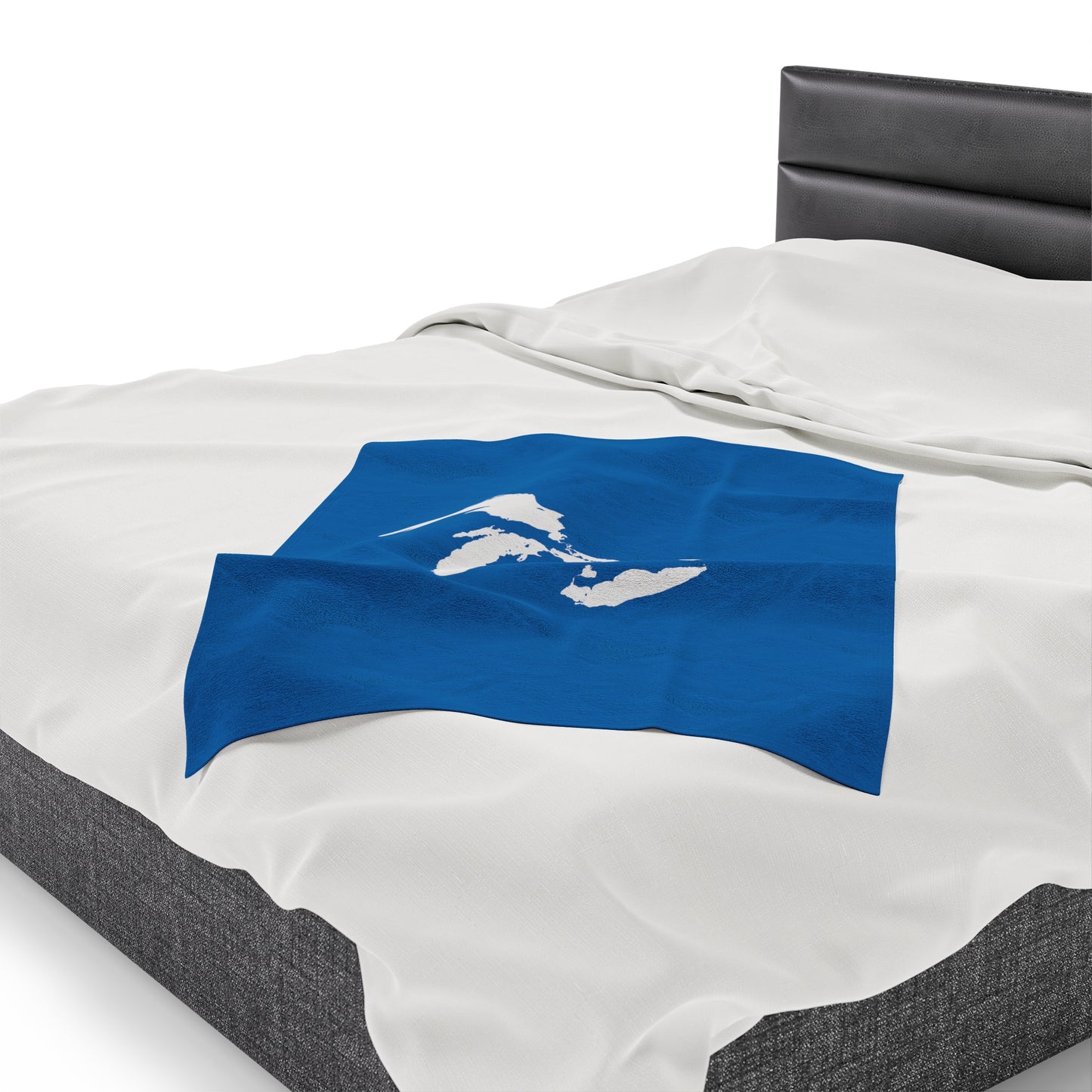 Great Lakes Plush Blanket | Azure