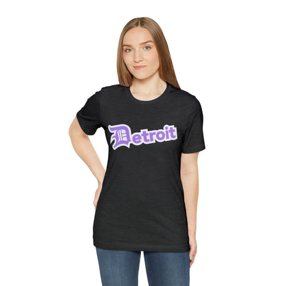 Detroit' T-Shirt (Lavender w/ Old English 'D') | Unisex Standard