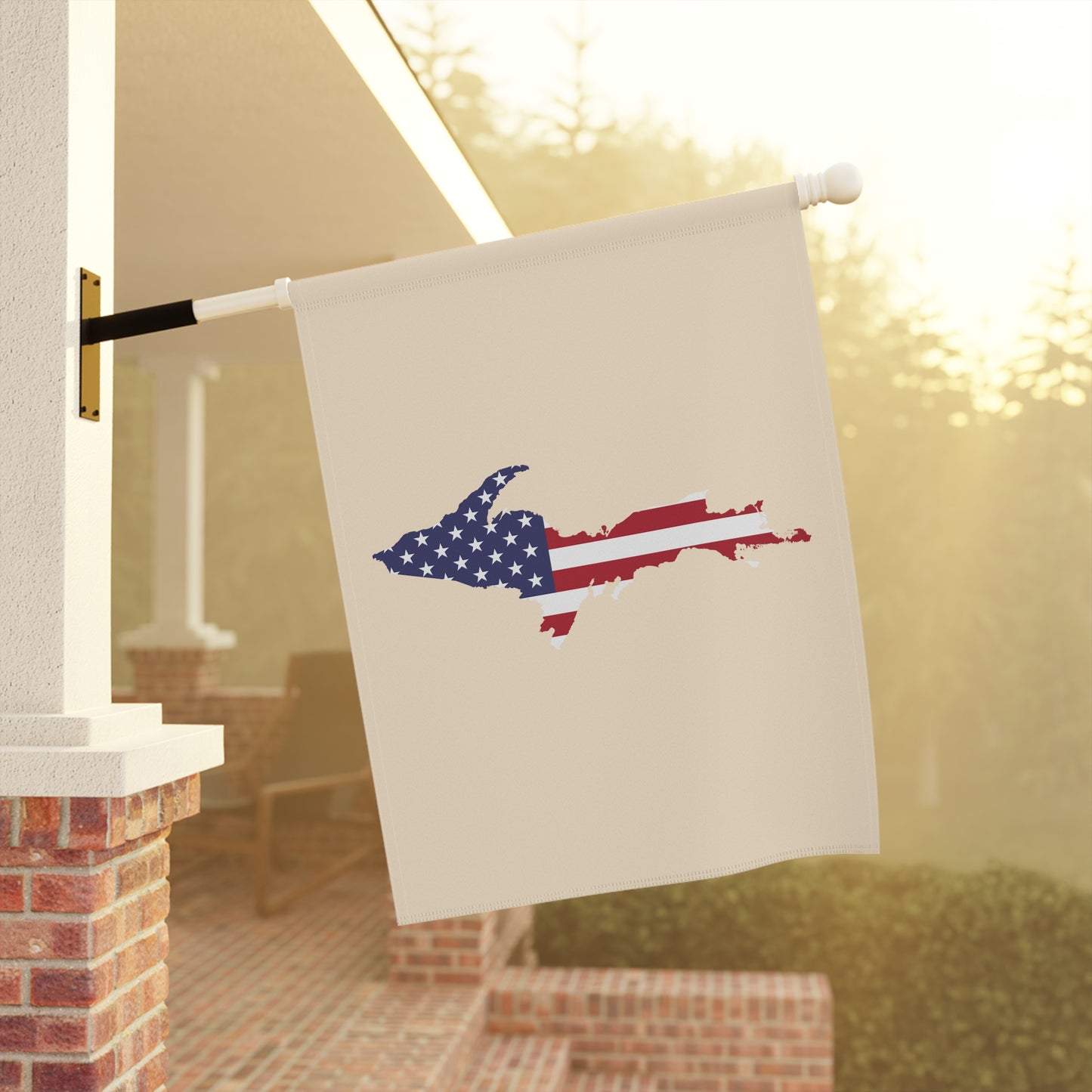 Michigan Upper Peninsula Home & Garden Flag (w/ UP USA Flag) | Champagne White