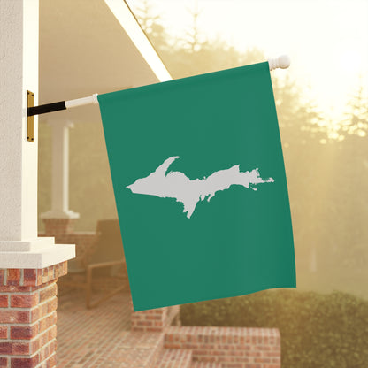 Michigan Upper Peninsula Home & Garden Flag (w/ UP Outline) | Emerald Green