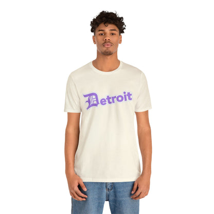 Detroit' T-Shirt (Lavender w/ Old English 'D') | Unisex Standard