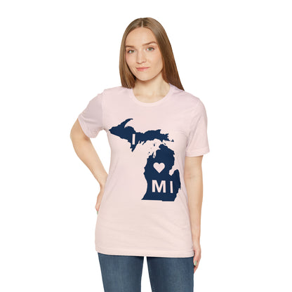 'I ❤️ MI' T-Shirt (w/ Full MI Outline) | Unisex Standard Fit