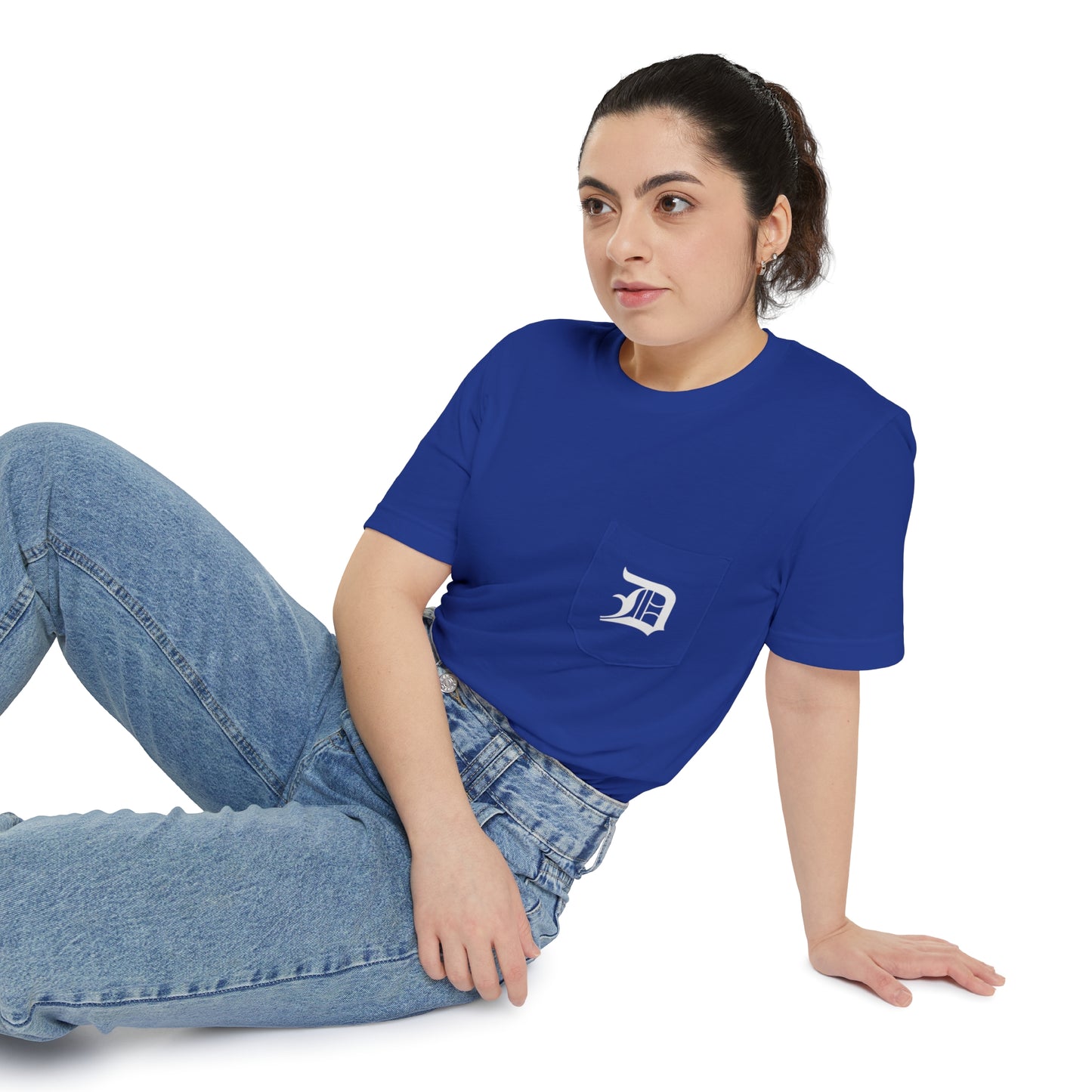 Detroit 'Old English D' Pocket T-Shirt | Unisex Standard