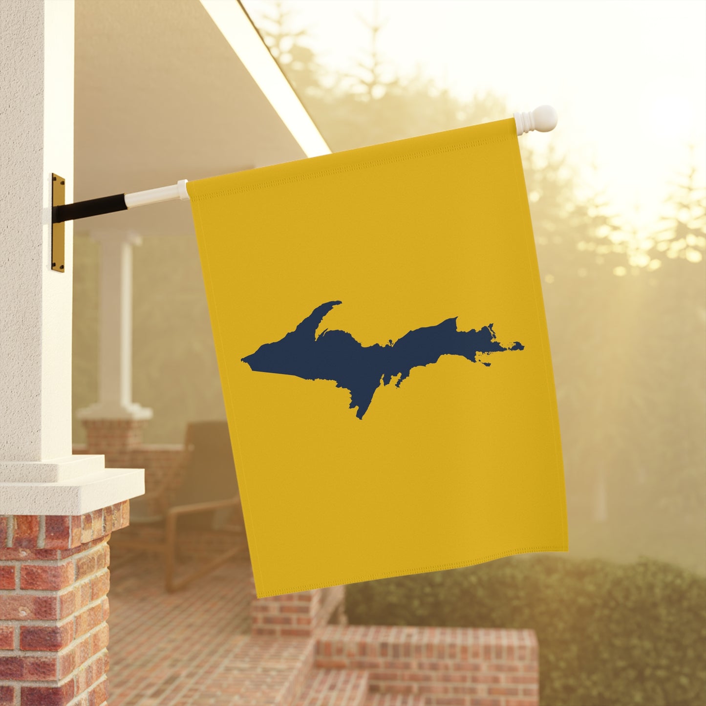 Michigan Upper Peninsula Home & Garden Flag (w/ UP Outline) | Maize