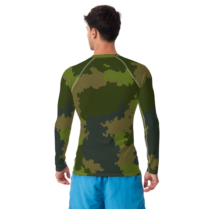 Michigan Upper Peninsula Rash Guard (w/ UP USA Flag) | Men's - Woodland Camo