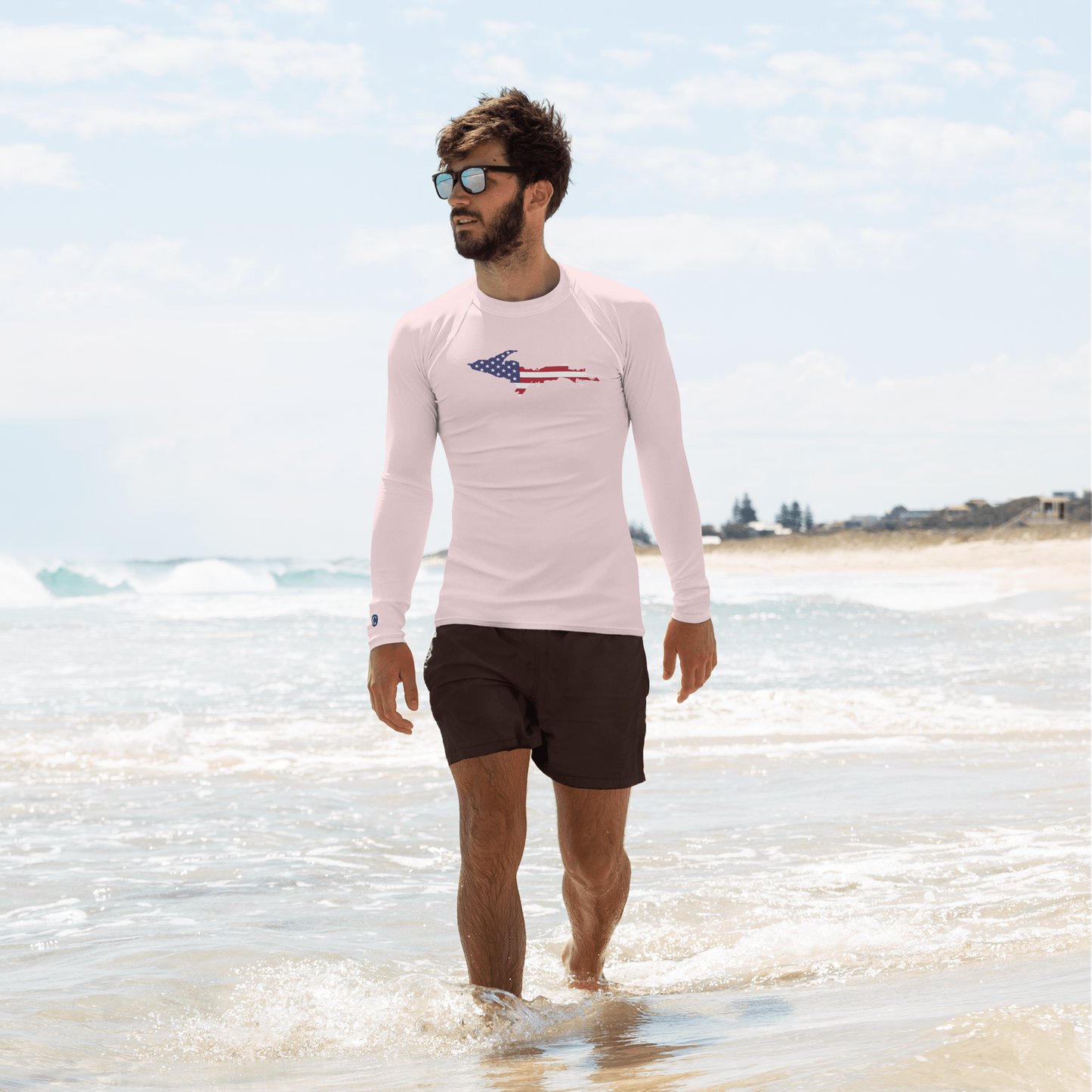 Michigan Upper Peninsula Rash Guard (w/ UP USA Flag) | Men's - Pale Pink