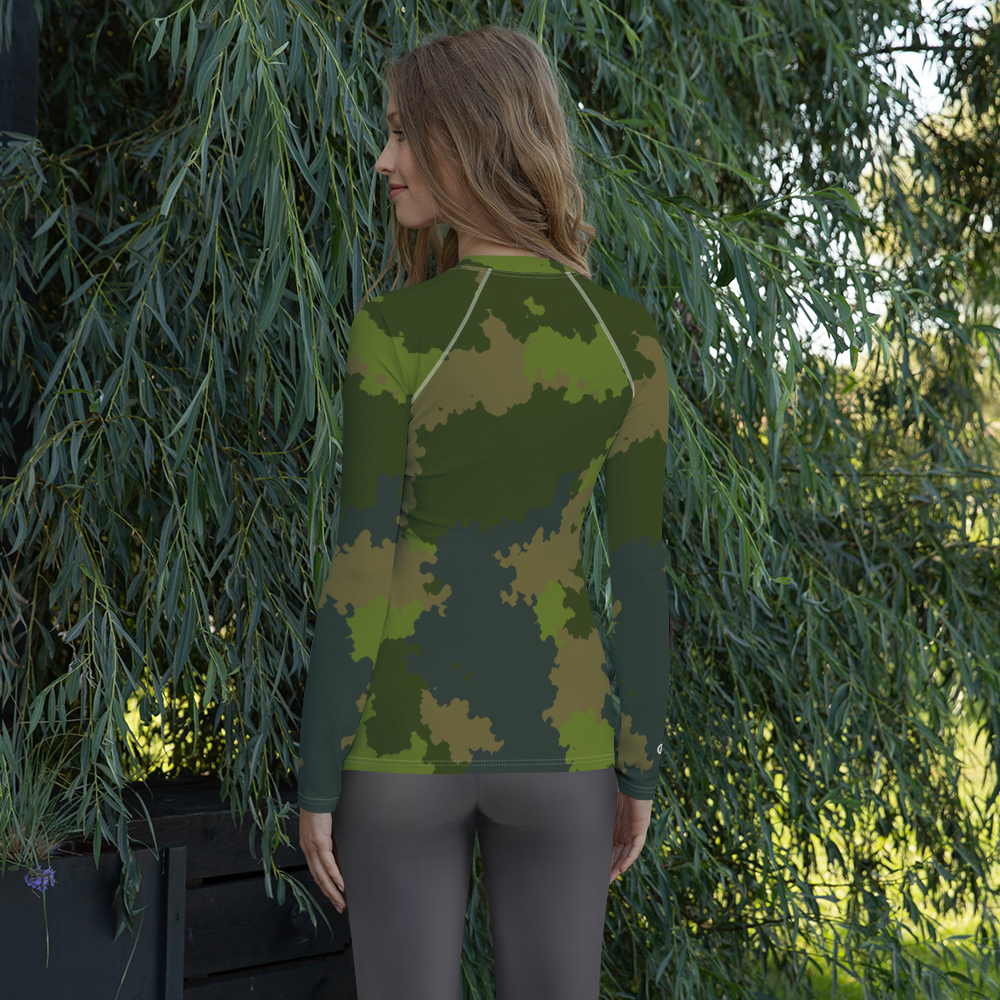 Michigan Upper Peninsula Rash Guard (w/ UP USA Flag) | Women's - Woodland Camo