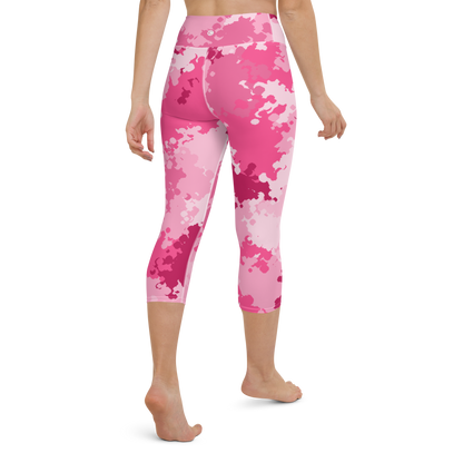 Michigan Upper Peninsula Yoga Capri Leggings (w/ UP USA Flag) | Pink Camo