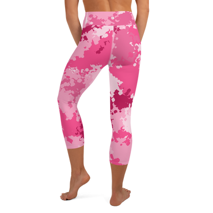 Michigan Upper Peninsula Yoga Capri Leggings (w/ UP USA Flag) | Pink Camo