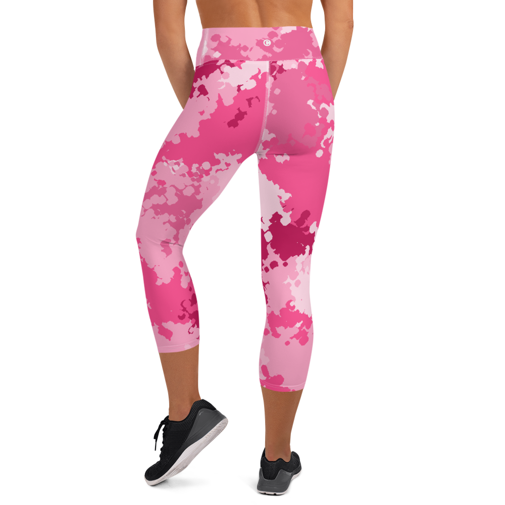 Michigan Upper Peninsula Yoga Capri Leggings (w/ UP USA Flag) | Pink Camo