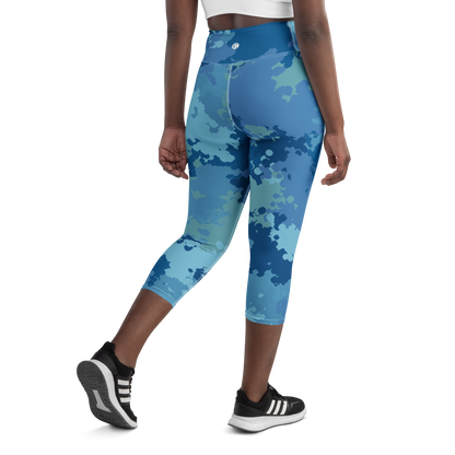 Michigan Upper Peninsula Yoga Capri Leggings (w/ UP USA Flag) | Great Lakes Camo