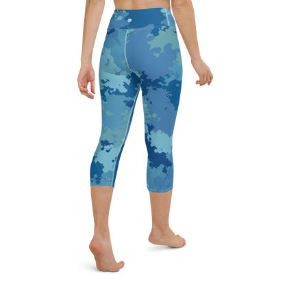 Michigan Upper Peninsula Yoga Capri Leggings (w/ UP USA Flag) | Great Lakes Camo