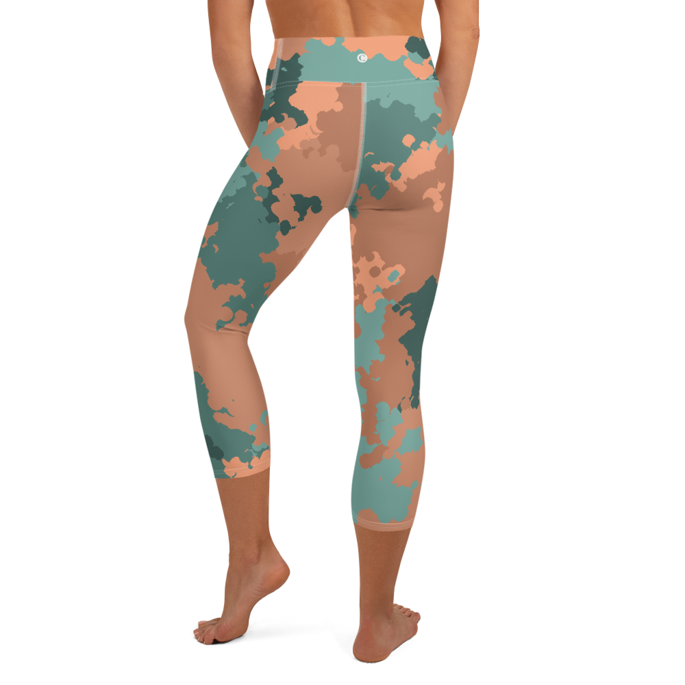 Michigan Upper Peninsula Yoga Capri Leggings (w/ UP USA Flag) | Copper Country Camo