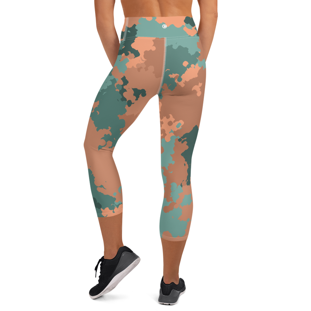 Michigan Upper Peninsula Yoga Capri Leggings (w/ UP USA Flag) | Copper Country Camo