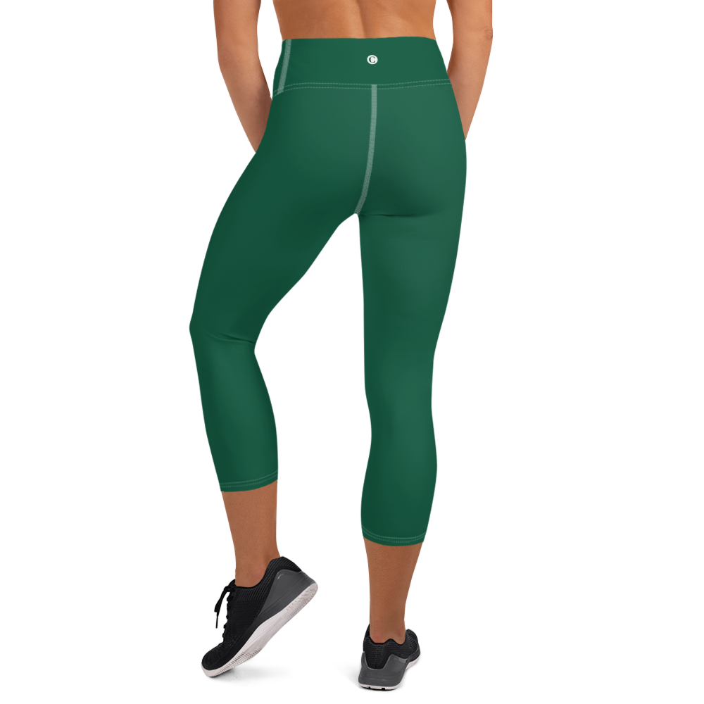 Michigan Upper Peninsula Yoga Capri Leggings (w/ UP Outline) | Superior Green