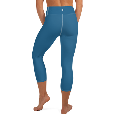 Michigan Upper Peninsula Yoga Capri Leggings (w/ UP Outline) | Blueberry