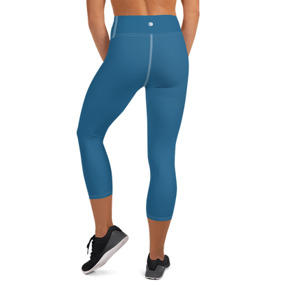 Michigan Upper Peninsula Yoga Capri Leggings (w/ UP Outline) | Blueberry