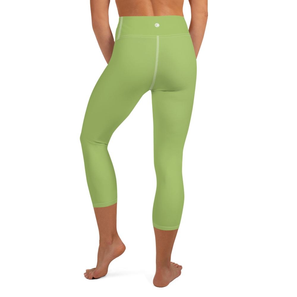 Michigan Upper Peninsula Yoga Capri Leggings (w/ UP Outline) | Gooseberry Green